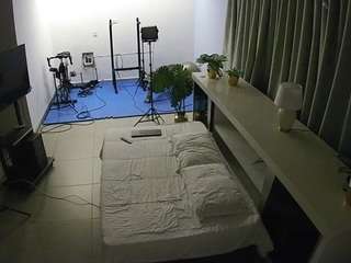 voyeurcam-jb-office-1