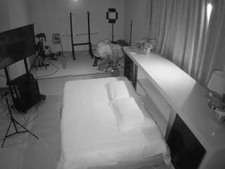 voyeurcam-jb-office-1 webcam