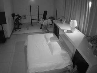 voyeurcam-jb-office-1