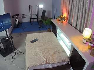 voyeurcam-jb-office-1