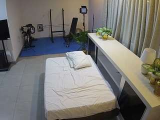 voyeurcam-jb-office-1