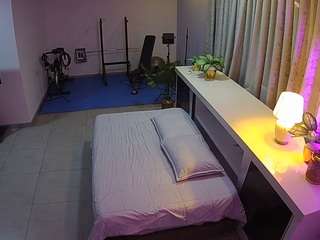 voyeurcam-jb-office-1