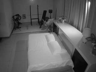 voyeurcam-jb-office-1