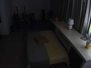 voyeurcam-jb-office-1