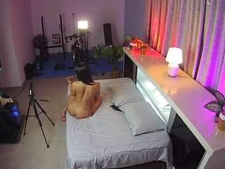 voyeurcam-jb-office-1