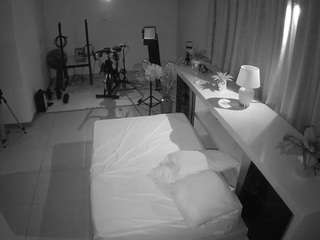 voyeurcam-jb-office-1