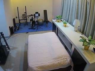 voyeurcam-jb-office-1