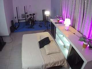 voyeurcam-jb-office-1