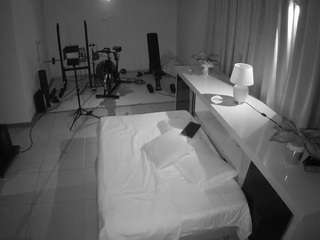 voyeurcam-jb-off... Live Webcam on CamSoda