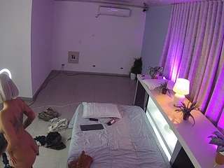 voyeurcam-jb-office-1