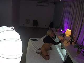 voyeurcam-jb-office-1