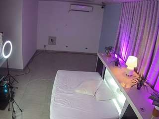 voyeurcam-jb-office-1