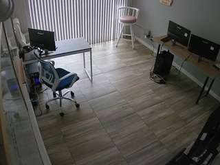 Voyeurcam-jb-office-2