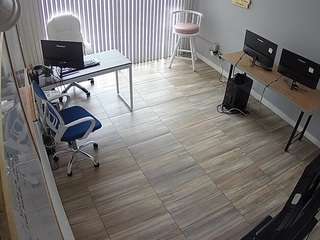 voyeurcam-jb-office-2