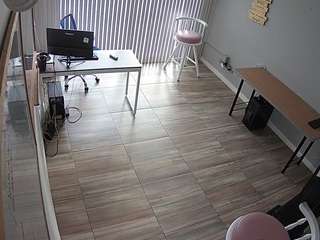 voyeurcam-jb-office-2