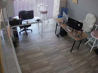 voyeurcam-jb-office-2