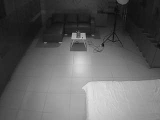 voyeurcam-jb-office-2