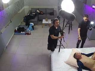 voyeurcam-jb-office-2