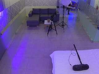 voyeurcam-jb-office-2