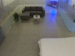 voyeurcam-jb-office-2