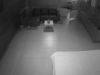 voyeurcam-jb-office-2