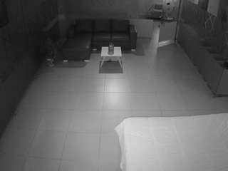 voyeurcam-jb-office-2
