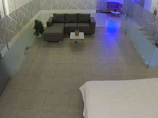 voyeurcam-jb-office-2