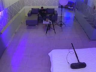 voyeurcam-jb-office-2 webcam model