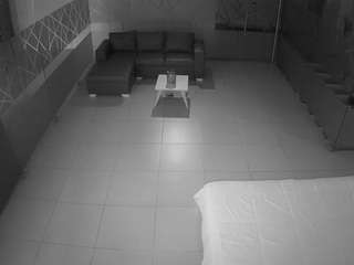 voyeurcam-jb-office-2