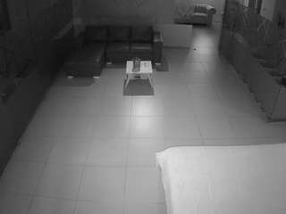 voyeurcam-jb-office-2