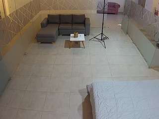 voyeurcam-jb-office-2 webcam model