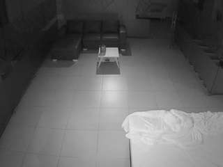voyeurcam-jb-office-2
