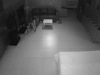 voyeurcam-jb-office-2