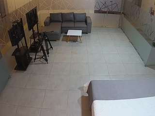 voyeurcam-jb-office-2