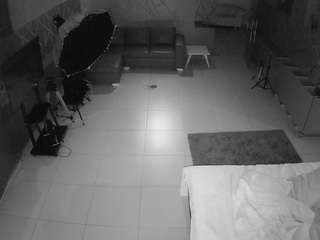 voyeurcam-jb-office-2