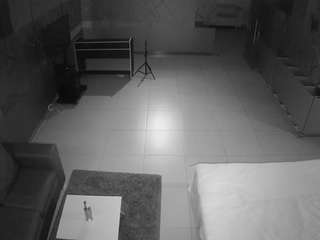 voyeurcam-jb-office-2
