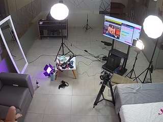 voyeurcam-jb-off... Live Webcam on CamSoda