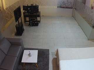 voyeurcam-jb-office-2