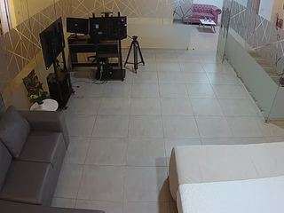 voyeurcam-jb-office-2