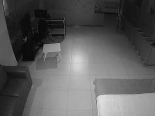 voyeurcam-jb-office-2