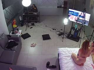 voyeurcam-jb-office-... webcam
