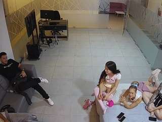 voyeurcam-jb-office-2