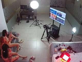 voyeurcam-jb-office-2 camsoda