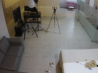 voyeurcam-jb-office-2 camsoda