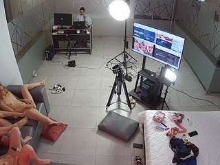 voyeurcam-jb-office-2