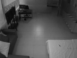 voyeurcam-jb-office-2