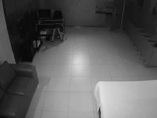 voyeurcam-jb-office-2