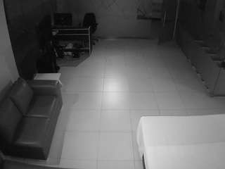 voyeurcam-jb-office-2