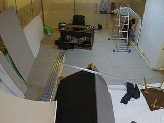 voyeurcam-jb-office-2
