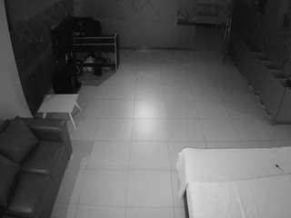 voyeurcam-jb-office-2